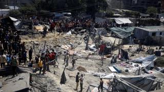  Người Palestine mòn mỏi chờ cứu trợ lương thực ở Dải Gaza