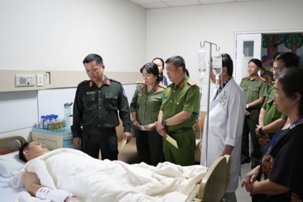 Khẩn trương điều tra, xử lý nghiêm vụ cán bộ Công an bị đâm tại Mũi Né