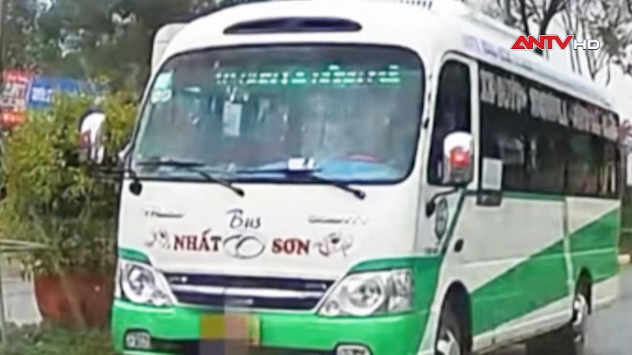 Tài xế xe khách đi ngược chiều bị phạt 19 triệu đồng