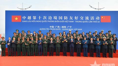 Giao lưu hữu nghị quốc phòng biên giới Việt Nam - Trung Quốc lần thứ 10 kết thúc thành công tốt đẹp