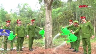 Thanh niên Cảnh sát môi trường xung kích vì môi trường xanh