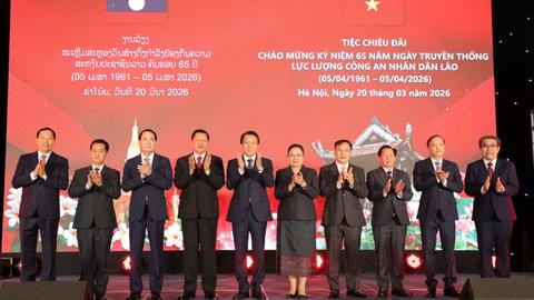 Tiếp tục làm sâu sắc quan hệ hợp tác giữa Bộ Công an Việt Nam và Bộ Công an Lào