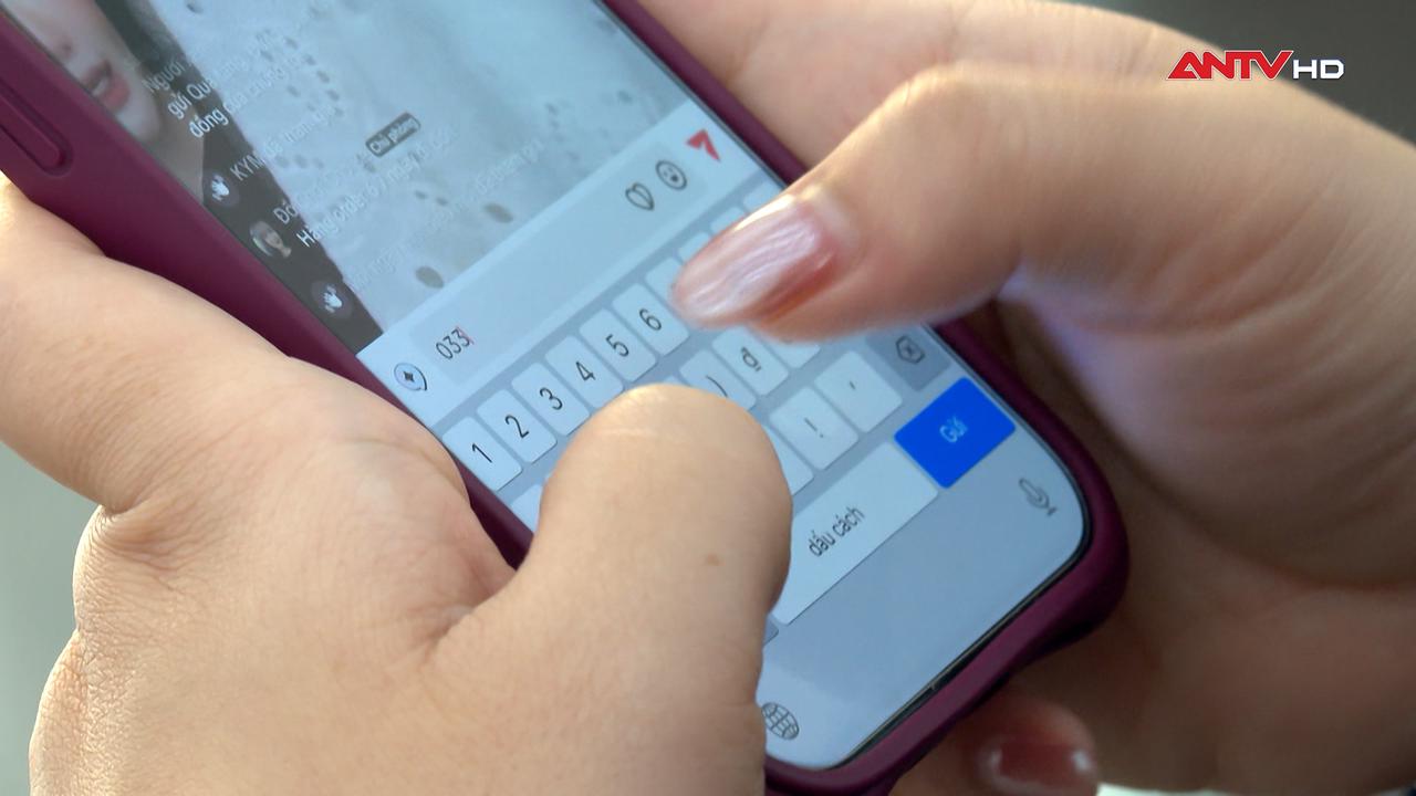 Sập bẫy vì lộ thông tin trên livestream