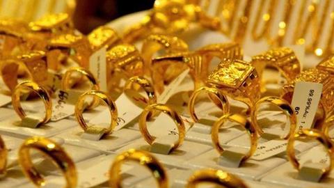 Giá vàng giảm mạnh, cao hơn thế giới 30 triệu đồng/lượng 