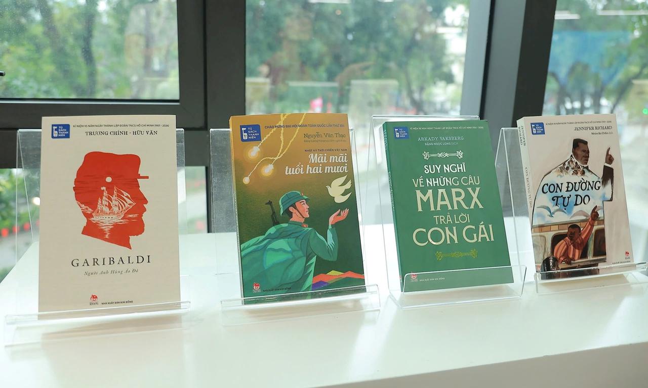 Tủ sách Thanh niên chắp cánh khát vọng cho tuổi trẻ