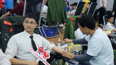 SỨC TRẺ CÔNG AN TRÊN MẶT TRẬN TƯ TƯỞNG