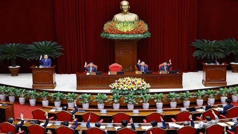 Bế mạc Hội nghị lần thứ 2 của Ban Chấp hành Trung ương Đảng khóa XIV