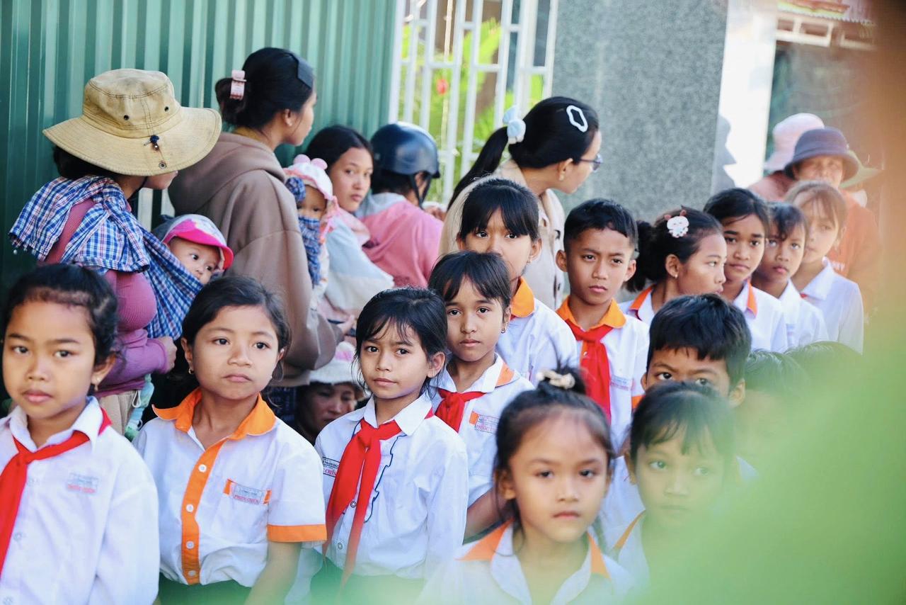 Cửa hàng đặc biệt của Công an xã Công Hải