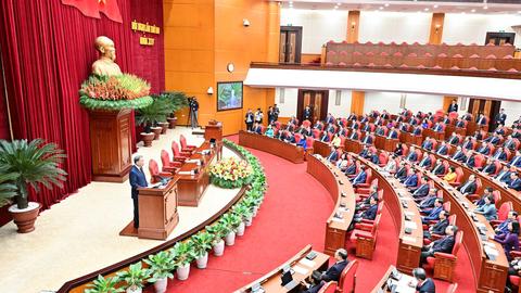 Tin tức nổi bật trên các báo ra tuần qua