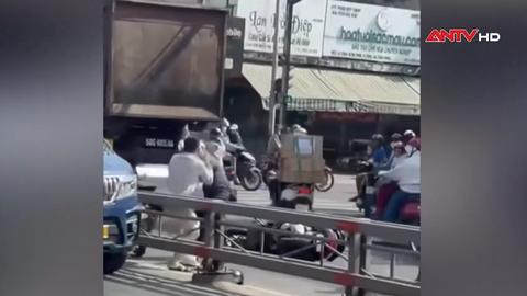 Công an xác minh 2 người đánh nhau trên đường Trường Chinh
