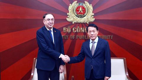 Hoạt động nổi bật của lãnh đạo Bộ Công an tuần qua