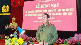 Khai mạc lớp tập huấn điều lệnh, quân sự trong Công an nhân dân 