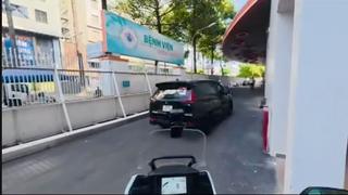 CSGT mở đường đưa thai phụ đến bệnh viện