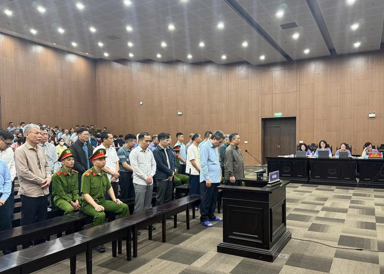 Tuyên án cựu Thứ trưởng Hoàng Văn Thắng và 22 bị cáo vào chiều 7/4