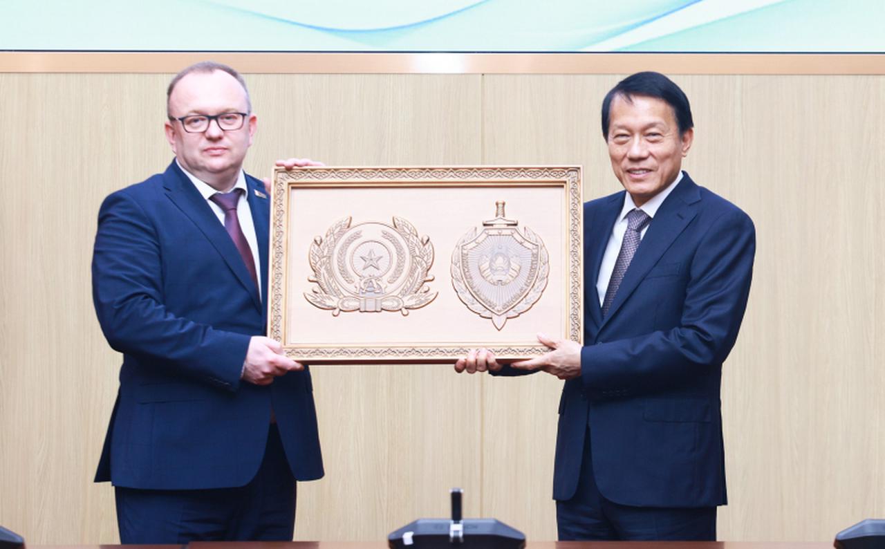 Việt Nam, Belarus tăng cường hợp tác về giám định tư pháp