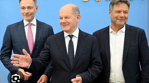 Đức: Chính phủ liên minh đối mặt áp lực cải cách