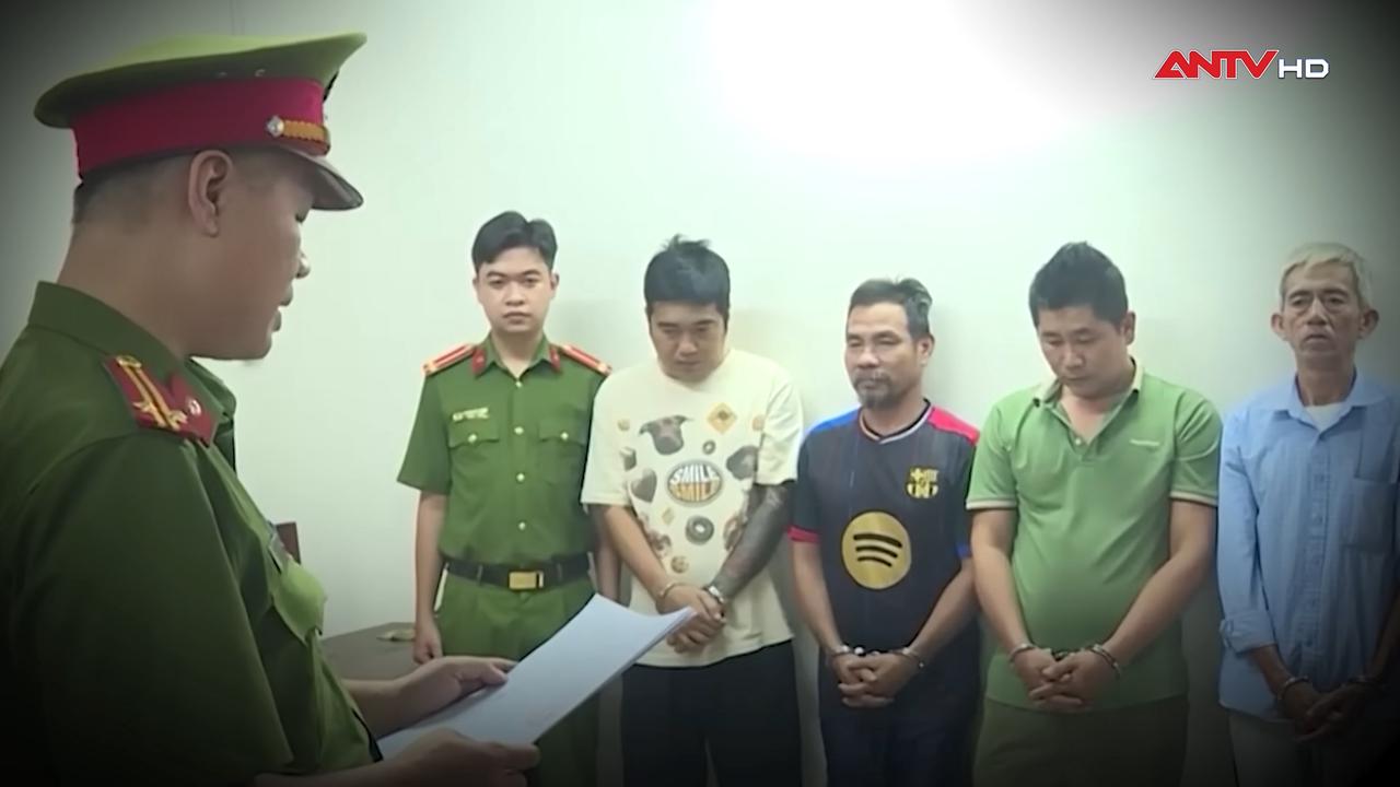 Những mắt xích ngầm