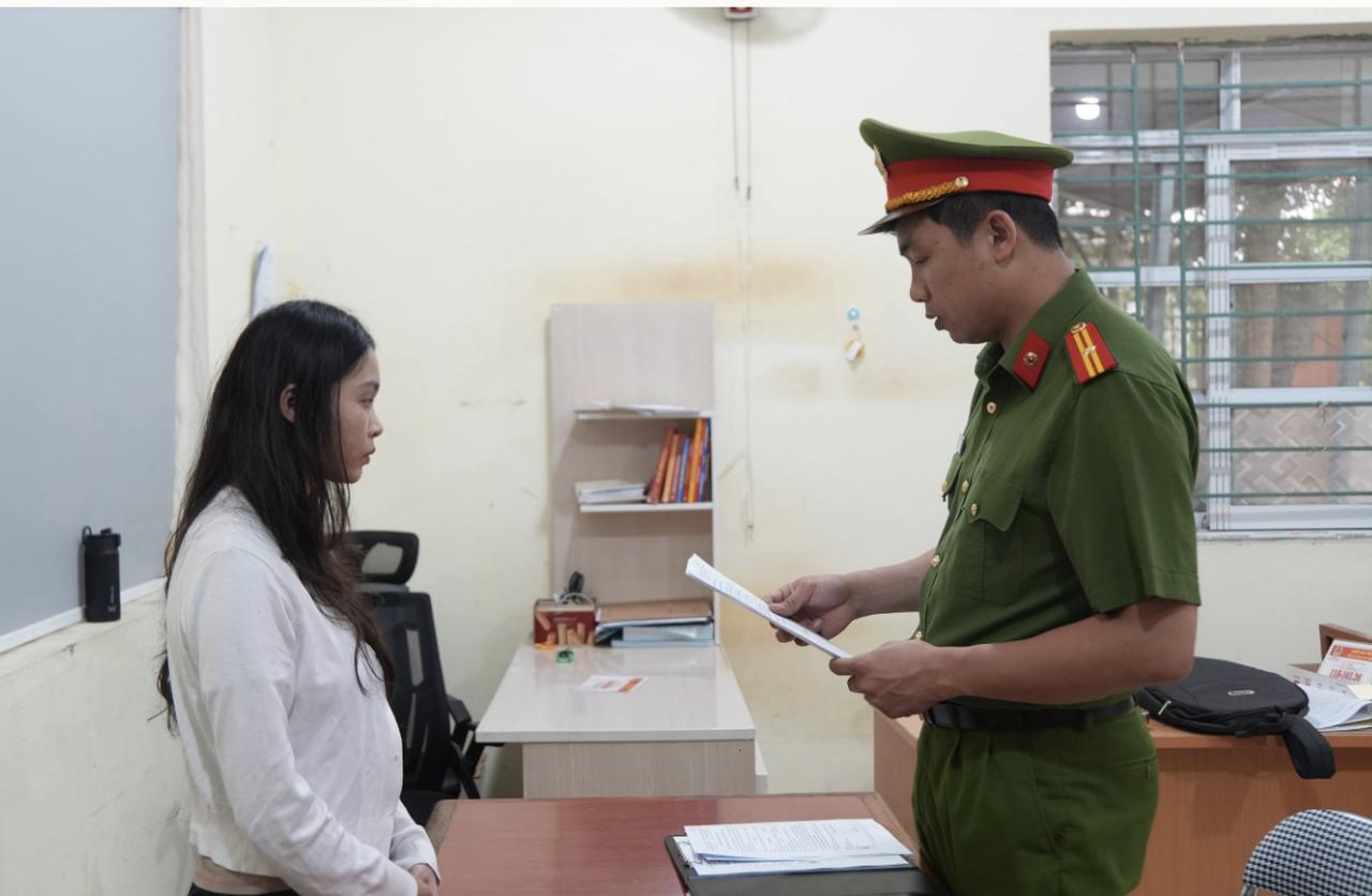 Triệt phá nhóm đối tượng livestream nội dung đồi trụy Triệt phá nhóm đối tượng livestream nội dung đồi trụy