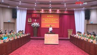 Bộ trưởng Lương Tam Quang gặp mặt các đại biểu Quốc hội trong CAND