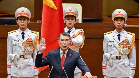 Đồng chí Lê Minh Hưng được bầu giữ chức Thủ tướng Chính phủ