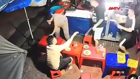 Công an vào cuộc vụ thanh niên đánh cụ bà trong quán ăn khuya ở Gia Lai