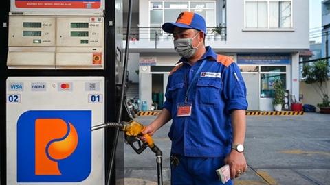 Giá xăng dầu cùng giảm