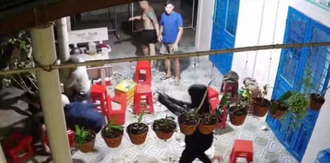 Truy bắt nhóm đối tượng dùng hung khí giải quyết mâu thuẫn