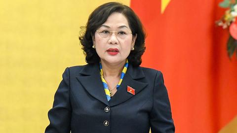 Thống nhất trình Quốc hội giảm mạnh thuế xăng dầu