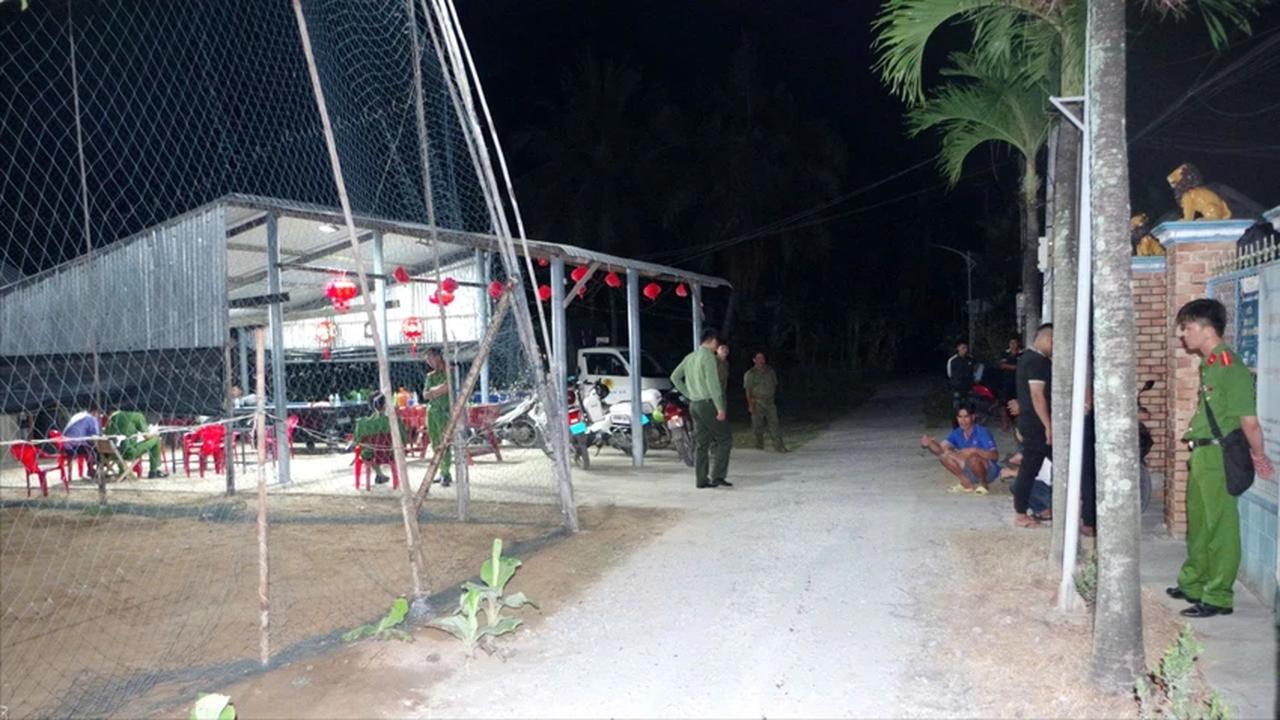 Điều tra vụ án mạng tại xã Tân Thới