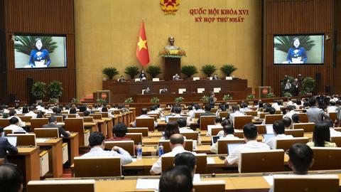 Kiên trì mục tiêu tăng trưởng kinh tế bền vững, thực chất