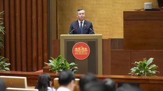 Quốc hội xem xét ban hành quy định về thuế đối với xăng, dầu