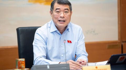 Thể chế là vấn đề then chốt quyết định việc thực hiện mục tiêu tăng trưởng