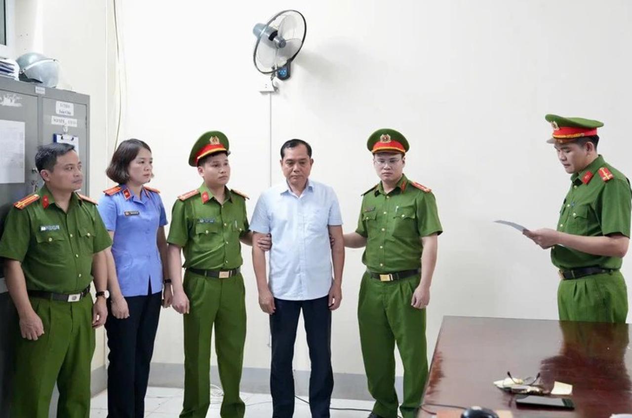 Bắt nguyên Phó Chủ tịch UBND TP. Phúc Yên