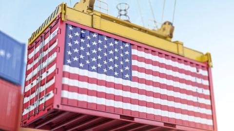 Tranh cãi pháp lý quanh thuế nhập khẩu 10% của Tổng thống Mỹ