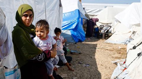 Palestine nối lại hoạt động sơ tán bệnh nhân qua cửa khẩu Rafah