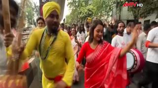 Bangladesh chào đón năm mới của người Bengal