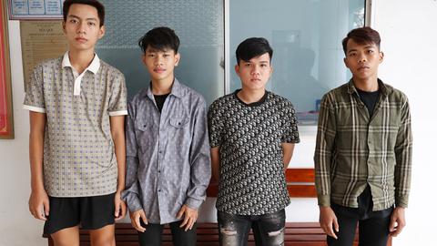 Nhóm thanh niên dùng hung khí chặn đường cướp của táo tợn