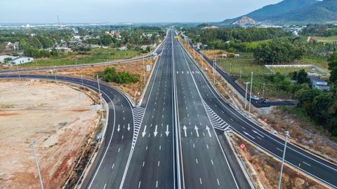 Đẩy nhanh tiến độ cao tốc Biên Hoà – Vũng Tàu để kịp thông xe vào 30/4
