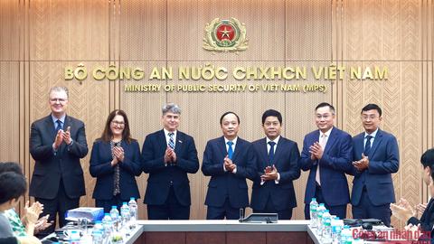 Thứ trưởng Đặng Hồng Đức làm việc với Đoàn đại biểu cấp cao Hội đồng Kinh doanh Hoa Kỳ - ASEAN