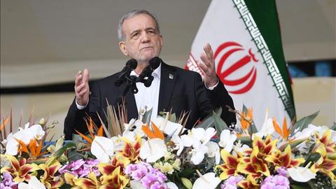  Iran tuyên bố sẵn sàng đáp trả lệnh phong tỏa của Mỹ