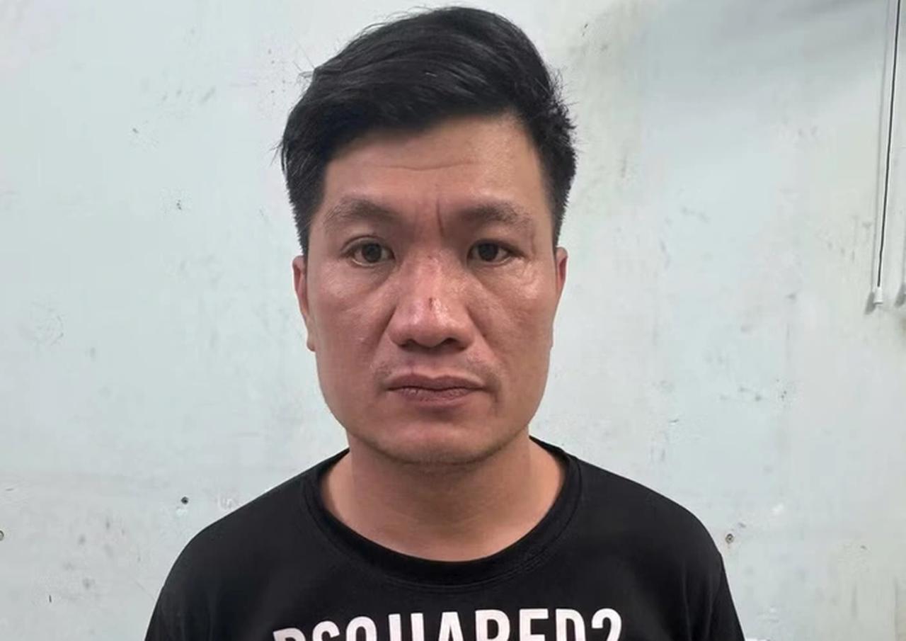 Khởi tố đối tượng đánh phụ nữ trong quán ăn ở Gia Lai Khởi tố đối tượng đánh phụ nữ trong quán ăn ở Gia Lai