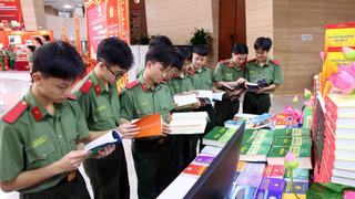 Phát triển văn hóa đọc gắn với xây dựng lực lượng CAND