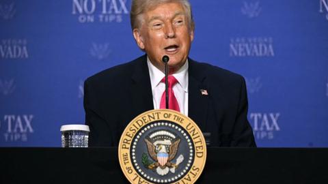 Tổng thống Mỹ xác nhận Iran mở lại hoàn toàn eo biển Hormuz