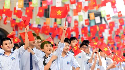 Học sinh Hà Nội được nghỉ 2 ngày lễ Giỗ Tổ và 2 ngày 30/4, 1/5