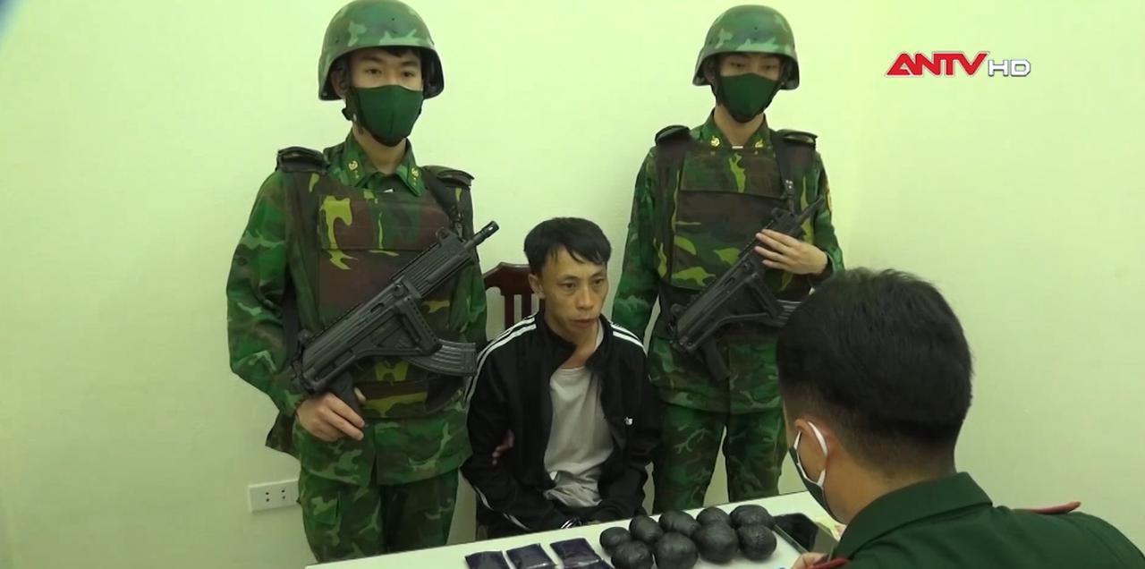 Bắt giữ các đối tượng vận chuyển ma túy tại khu vực biên giới