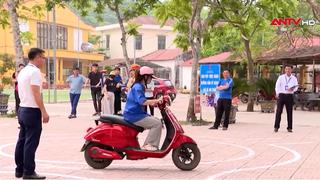 Tuyên truyền, hướng dẫn kỹ năng lái xe an toàn cho học sinh và người dân