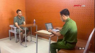 Giả bộ đẩy xe máy giúp nữ sinh rồi giật điện thoại