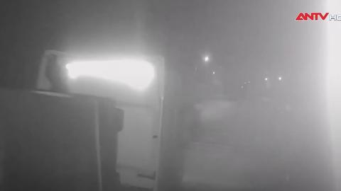 Phạt tài xế vượt đường sắt khi có tín hiệu đèn đỏ