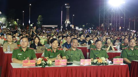 “Hưng Yên - Nắng hạ xanh trong - Vì cộng đồng không ma túy”