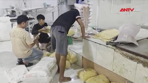Khởi tố vợ chồng sản xuất hơn 2.800 tấn mì tươi trộn thủy tinh lỏng